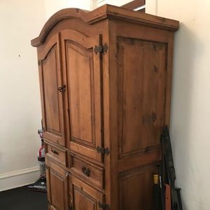 Armoire stand solid oak